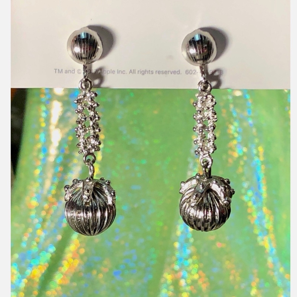Vintage Shiny Silver Gothic Dragon Claw & Ball Dangle Drop Clip On Earrings